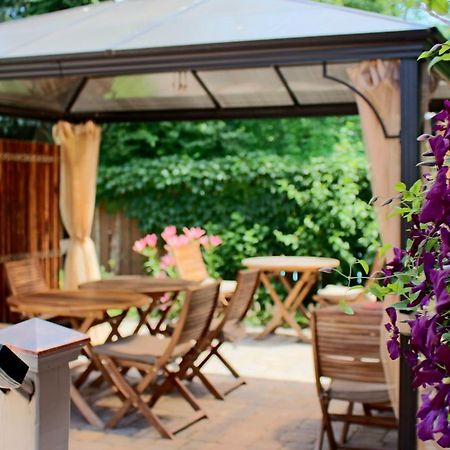 Globetrotters B&B Niagara-on-the-Lake Екстер'єр фото